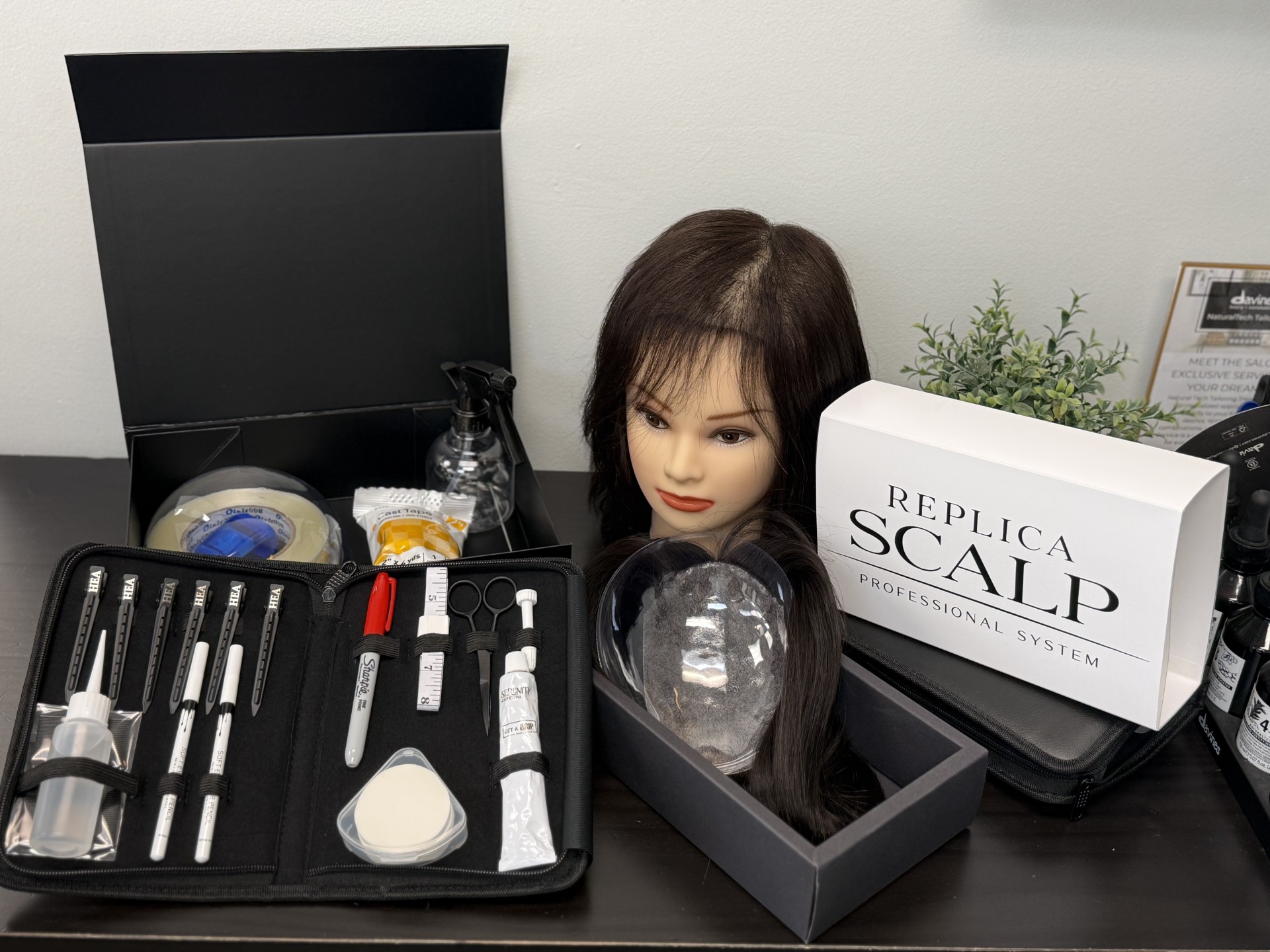 Replica Scalp professional training kit with tools, thin skin system and branded packaging